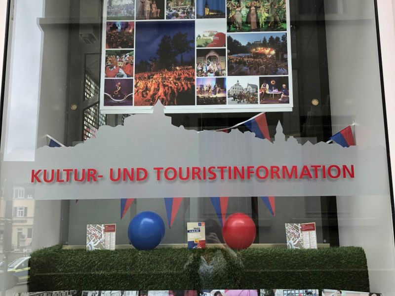 d8eeef2d 8ab2 4dd0 b5c9f9087babb17 d8eeef2d 8ab2 4dd0 b5c9f9087babb17